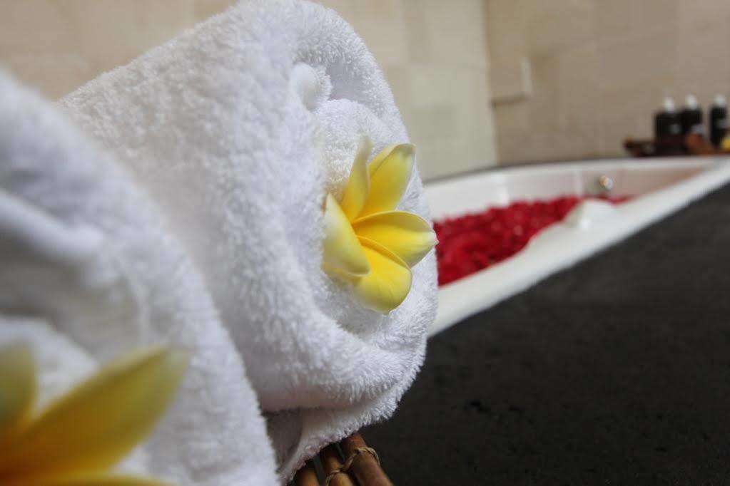 The Adnyana Villas & Spa Denpasar Exterior foto