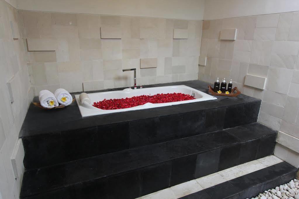 The Adnyana Villas & Spa Denpasar Exterior foto